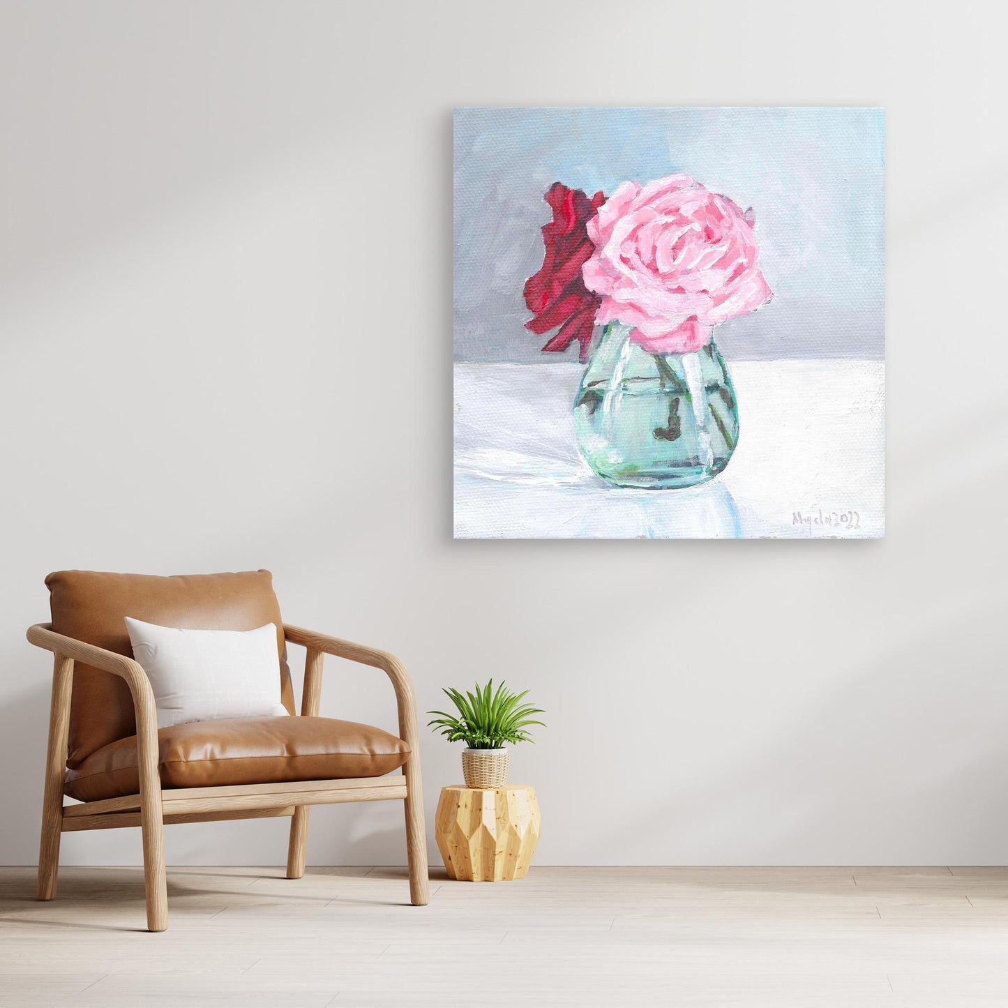 Pink and red rose in vase